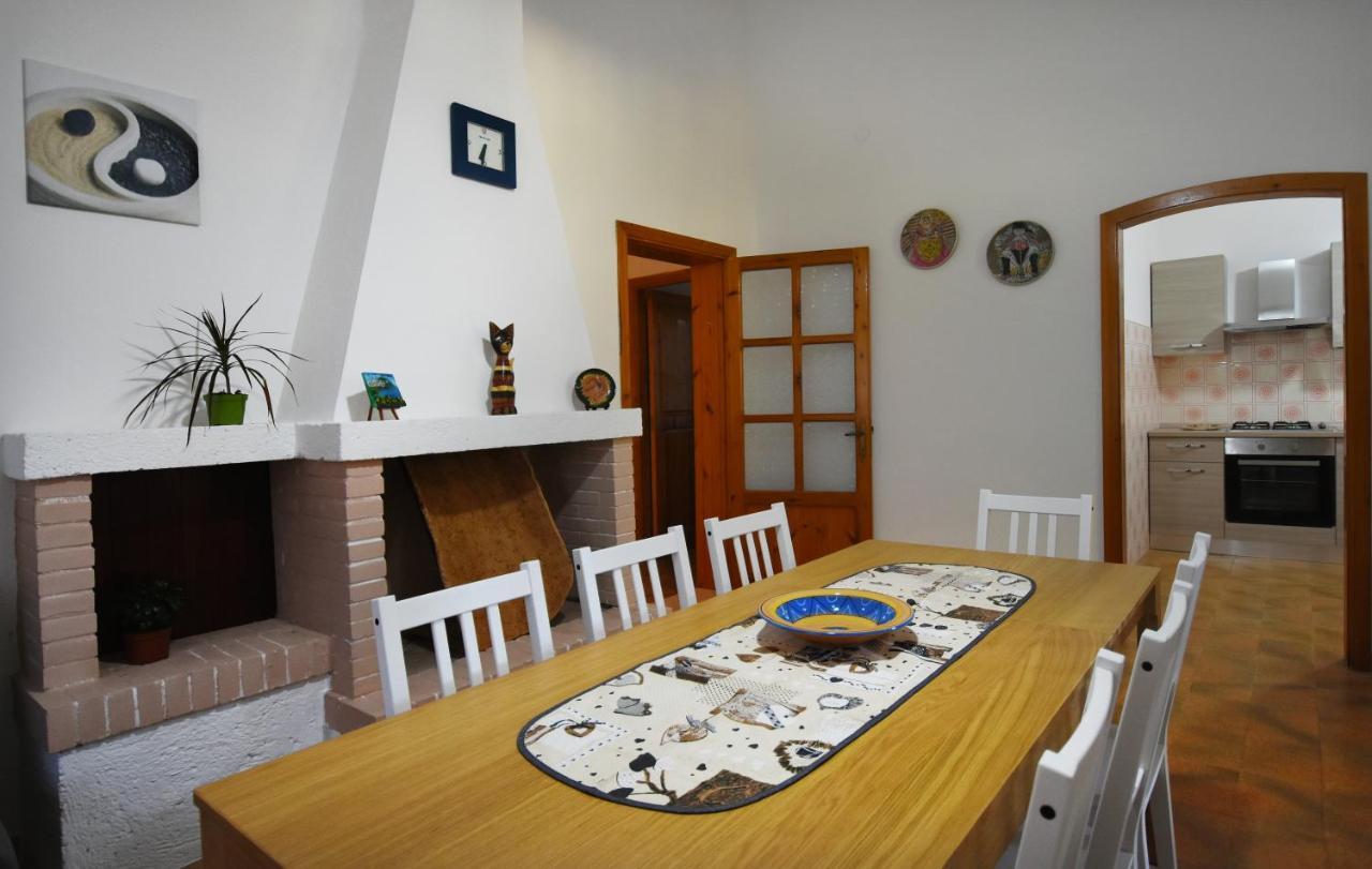 Mario & Nina - Portopino House Porto Pino Exteriér fotografie